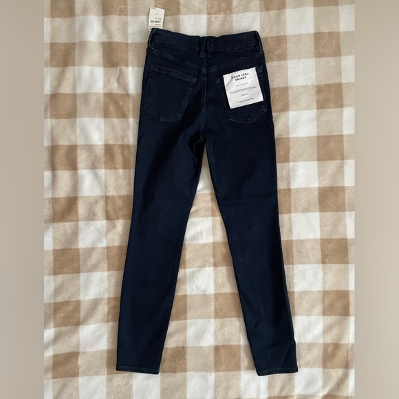 NWT Good American Women's Skinny Dark Blue Jeans Mid-Rise fits sizes 6-12 - Picture 8 of 10